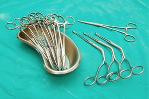 Pinça de biópsia de colo uterino: como deve ser usado