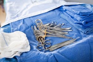 Tesoura cirúrgica reta: qual o diferencial?