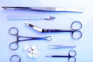 Tesouras cirúrgicas: conheça os principais tipos